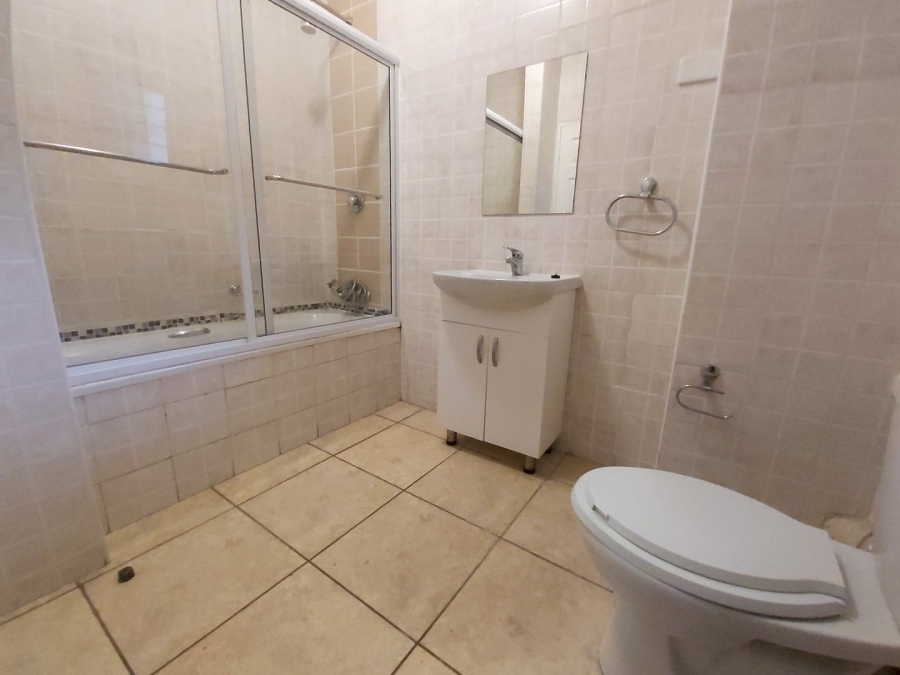 To Let 2 Bedroom Property for Rent in Die Bult North West